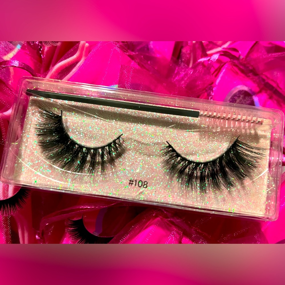 PRINCESA 💗 3D SYNTHETIC CAT EYELASHES WITH BRUSH AND TWEEZERS